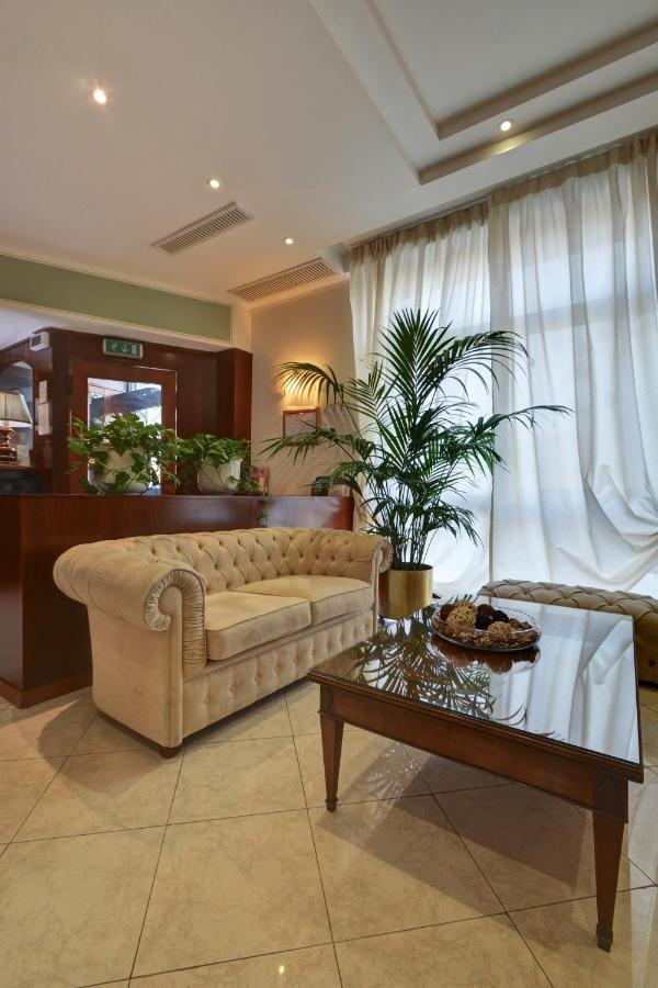 Astor Hotel