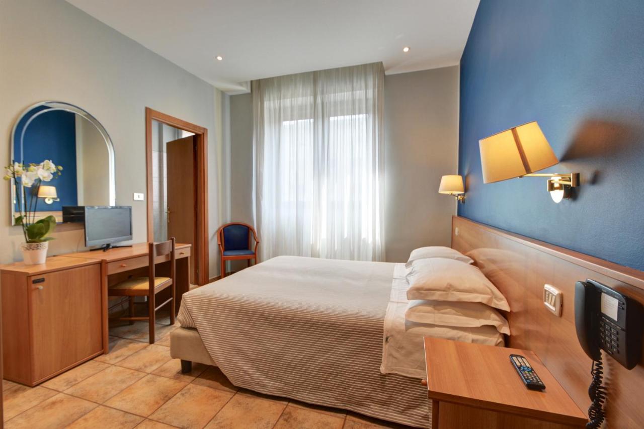 Astor Hotel 3*