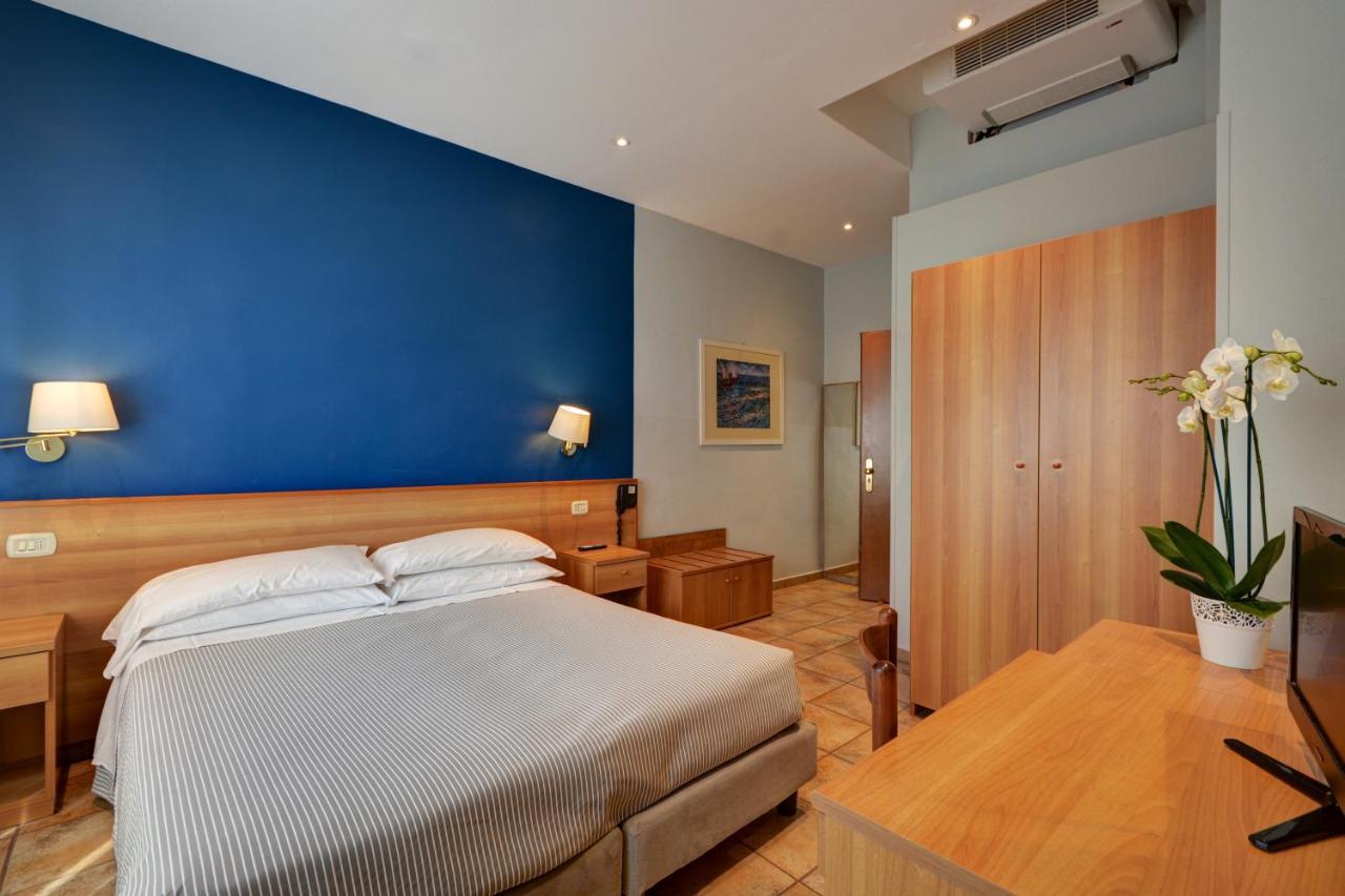 Hotel Astor 3*