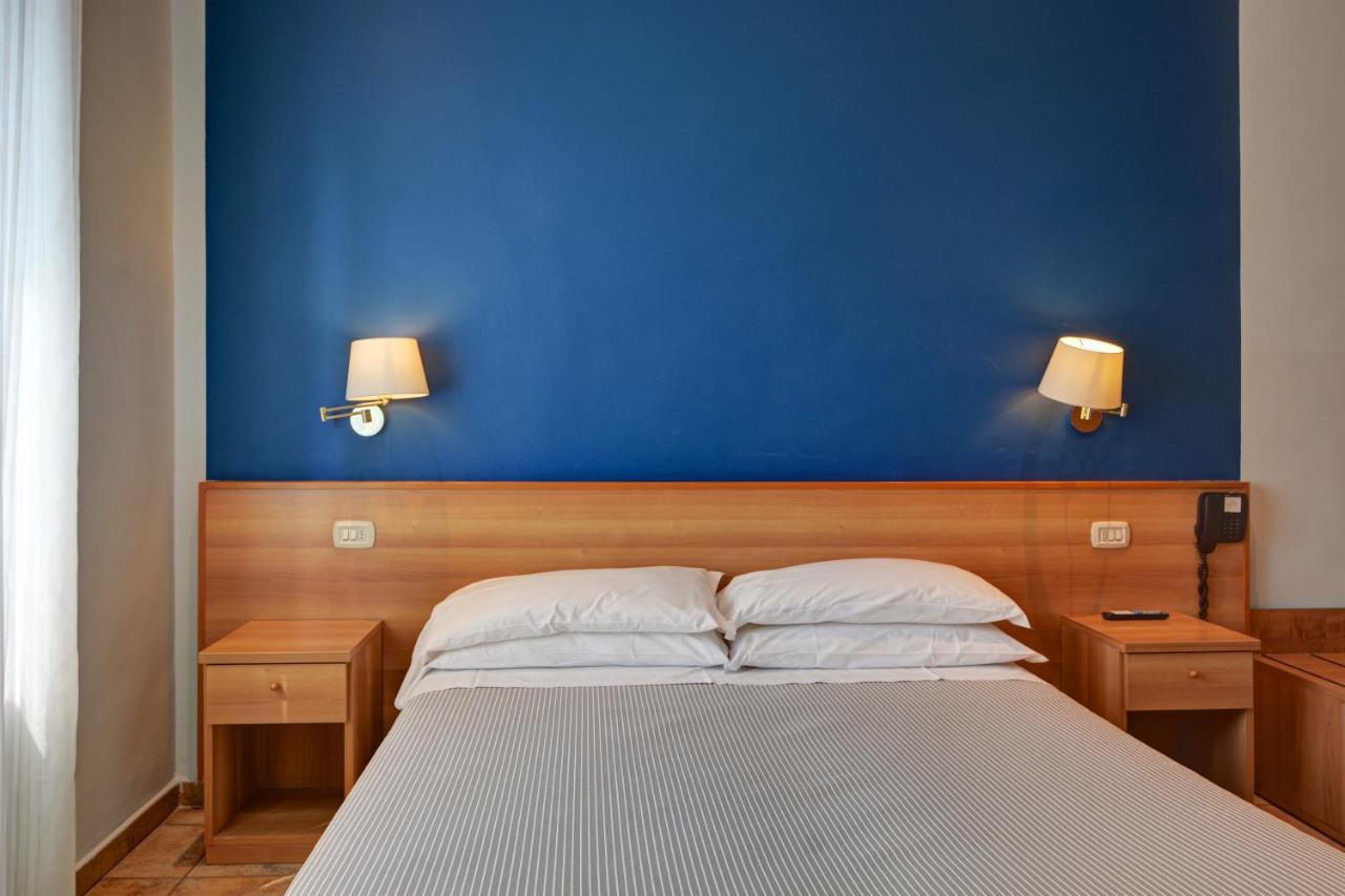 Astor Hotel 3*
